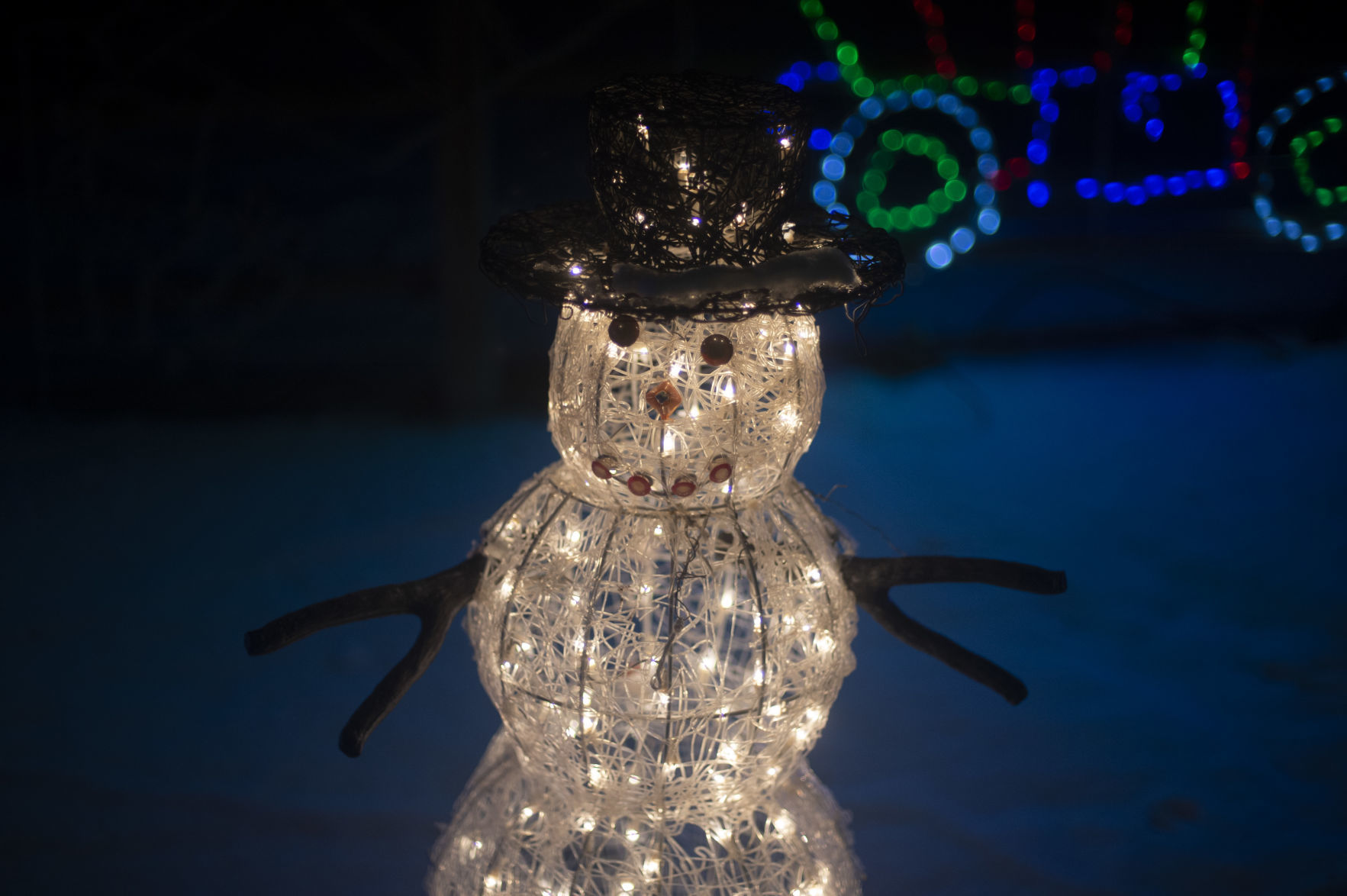 Holiday light displays